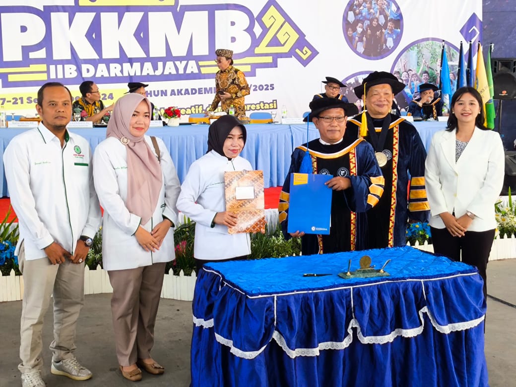 Menyelamatkan Generasi Muda: PW GANAS ANNAR MUI Lampung Edukasi Bahaya Narkoba di PKKMB IIB Darmajaya 2024