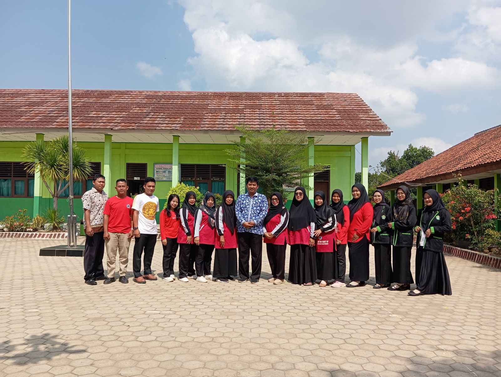 Penarikan Mahasiswa PPL STIT Pringsewu di UPT SDN 3 Fajaresuk : Wujud Kerjasama Pendidikan Sekolah Dengan Kampus