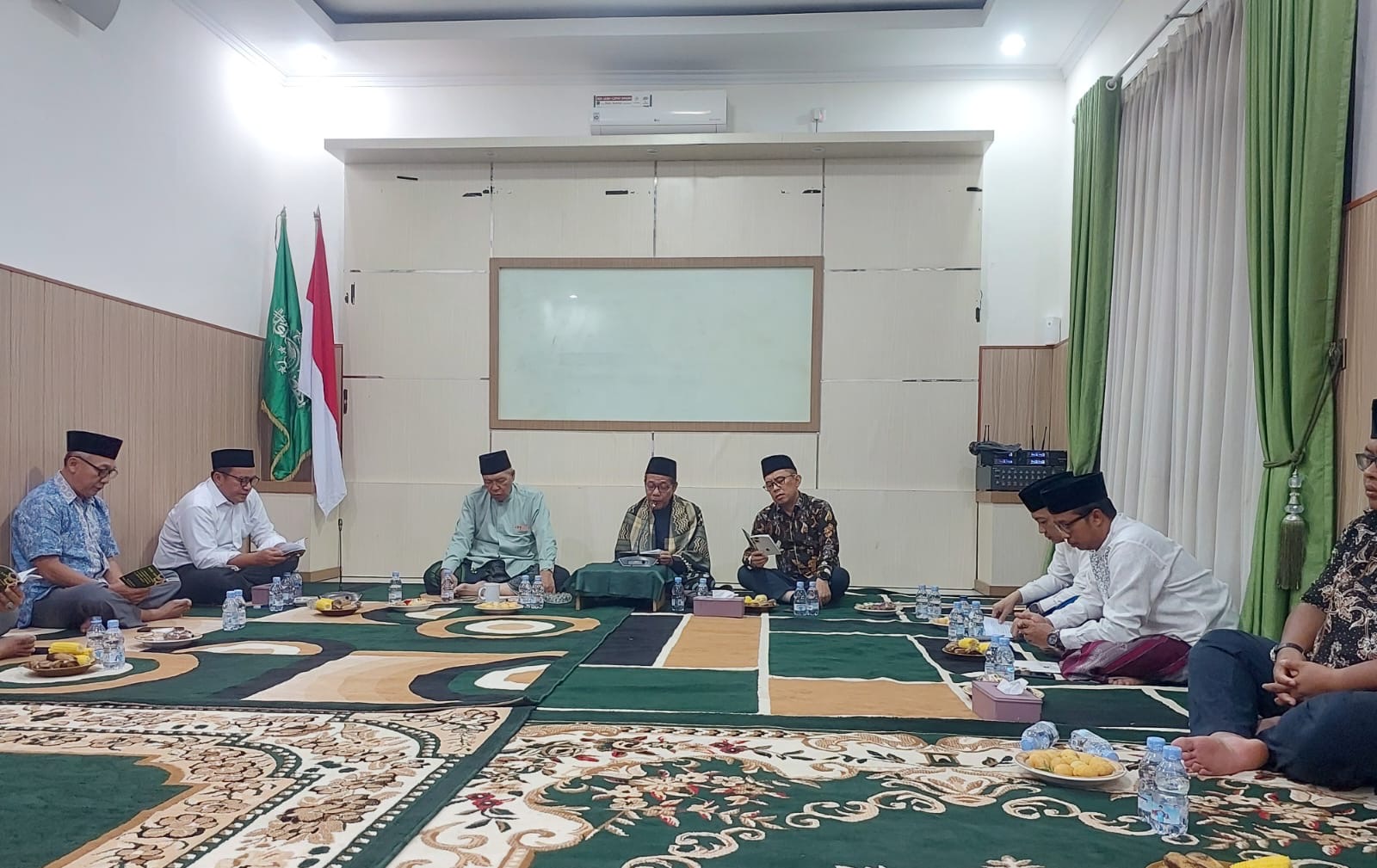 Ngaji Hikam, Rais Syuriyah PWNU Lampung: Pentingnya Kesabaran sebagai Karakter Seorang Mukmin