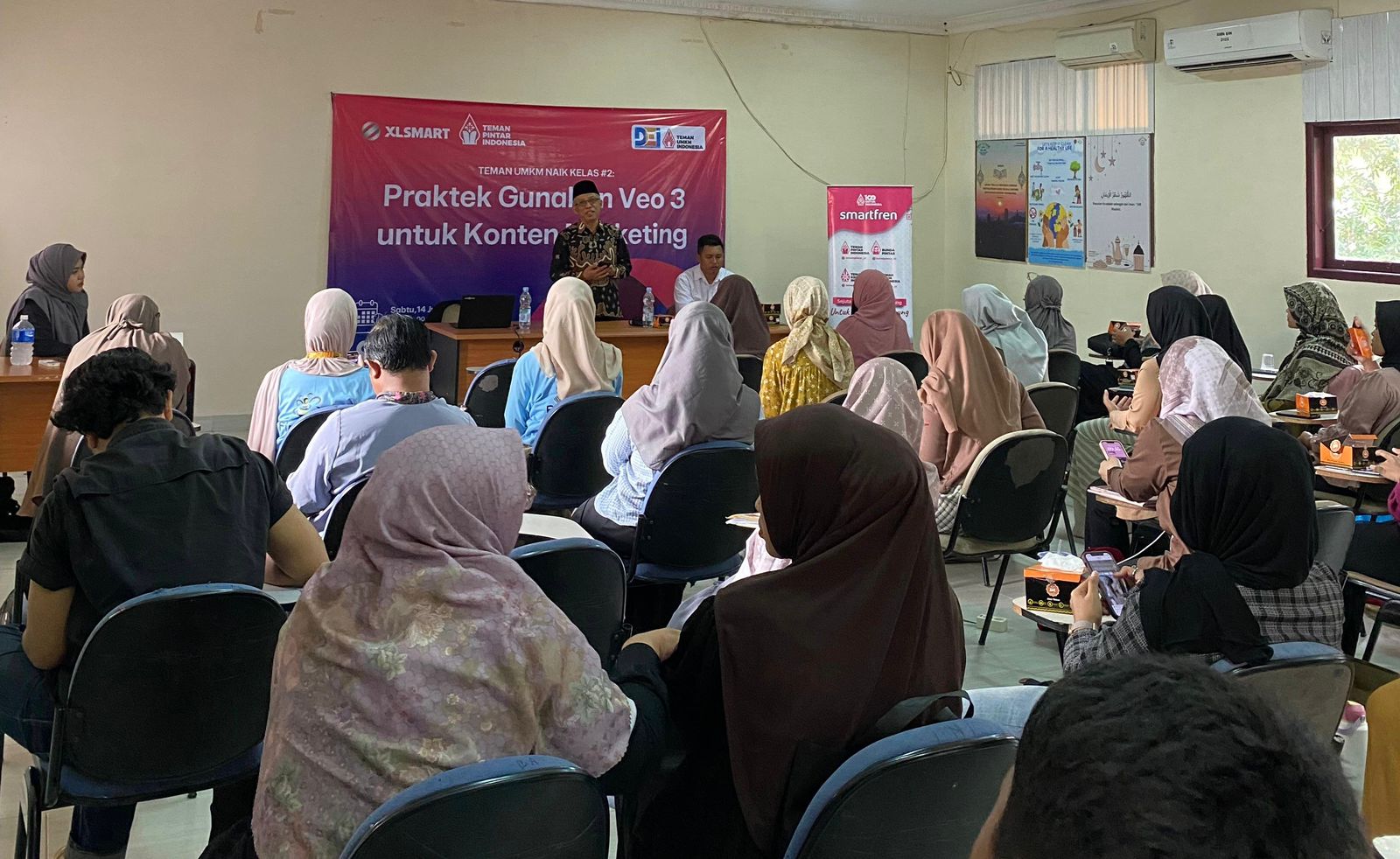 Prodi PMI FDIK dan Digipren Helat Pelatihan Digital Marketing