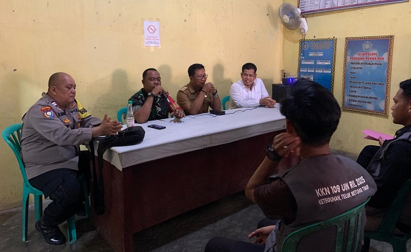 Bhabinkamtibmas Aiptu Rahmat Kartolo Ingatkan Mahasiswa KKN 109 Keteguhan UIN RIL untuk Waspadai Jerat Narkoba