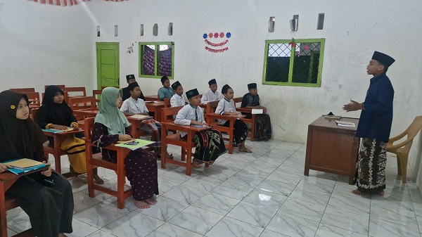 Mencetak Santri Cerdas Berakhlak di Pondok Nashihuddin