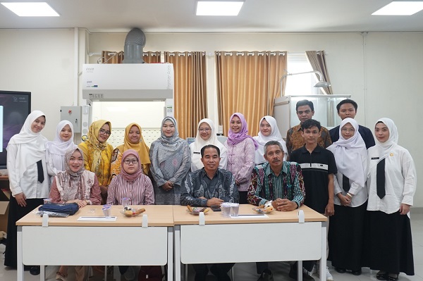 Pelatihan AAS Tingkatkan Kompetensi Dosen Kimia UIN Raden Intan Lampung