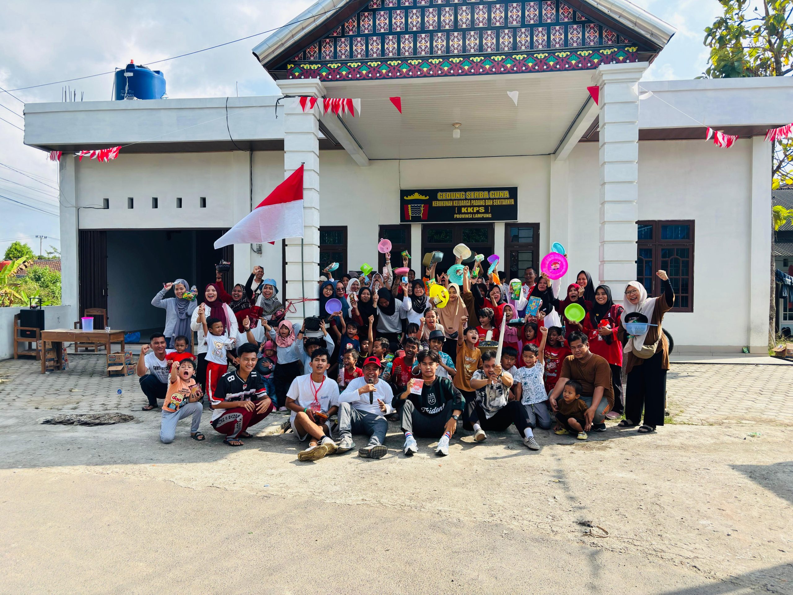 Jalan Sehat RT 09 Sukarame Baru Meriahkan HUT RI ke-80: Bersatu Berdaulat, Rakyat Sejahtera Indonesia Maju