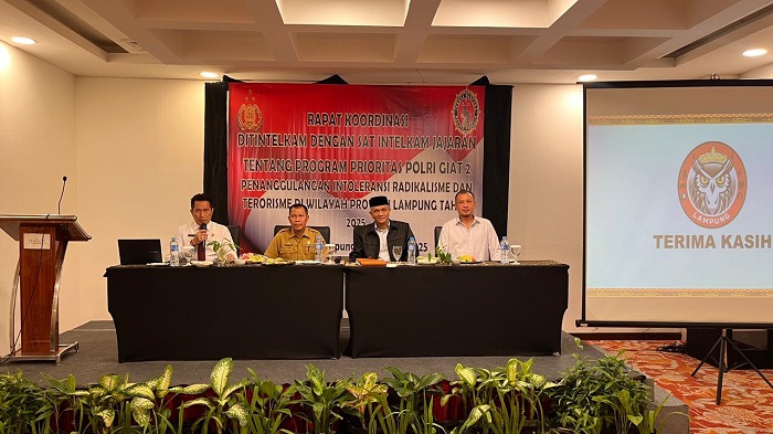 Ketua MUI Provinsi Lampung Menjadi Narasumber Rakor Penanggulangan Intoleransi, Radikalisme, dan Terorisme yang Digelar Polda Lampung