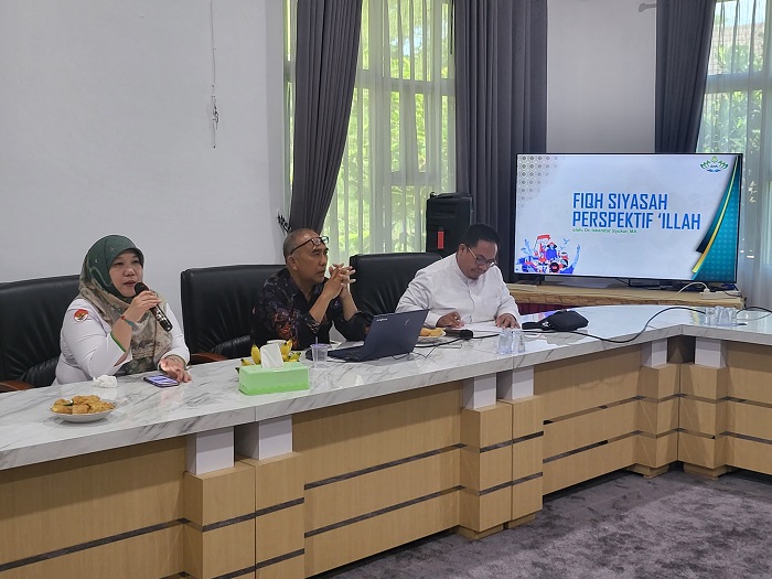 Diskusi Seri ke-11 Fakultas Syariah Menggali Fiqh Siyasah Perspektif ‘Illah dalam Dinamika Politik Kontemporer