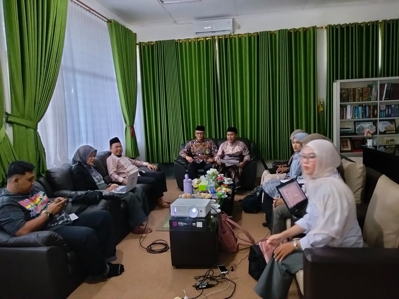 Sidang Audit Komisi Fatwa MUI Lampung Bahas Penetapan Kehalalan Produk