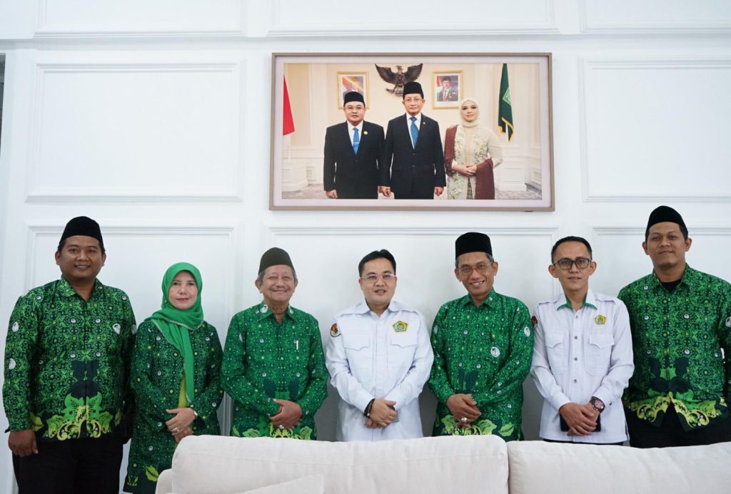 PW PERGUNU LAMPUNG DAN KANWIL KEMENAG LAMPUNG TANDATANGANI MoU: SINERGI PERKUAT PENDIDIKAN, PENELITIAN, DAN ADVOKASI GURU