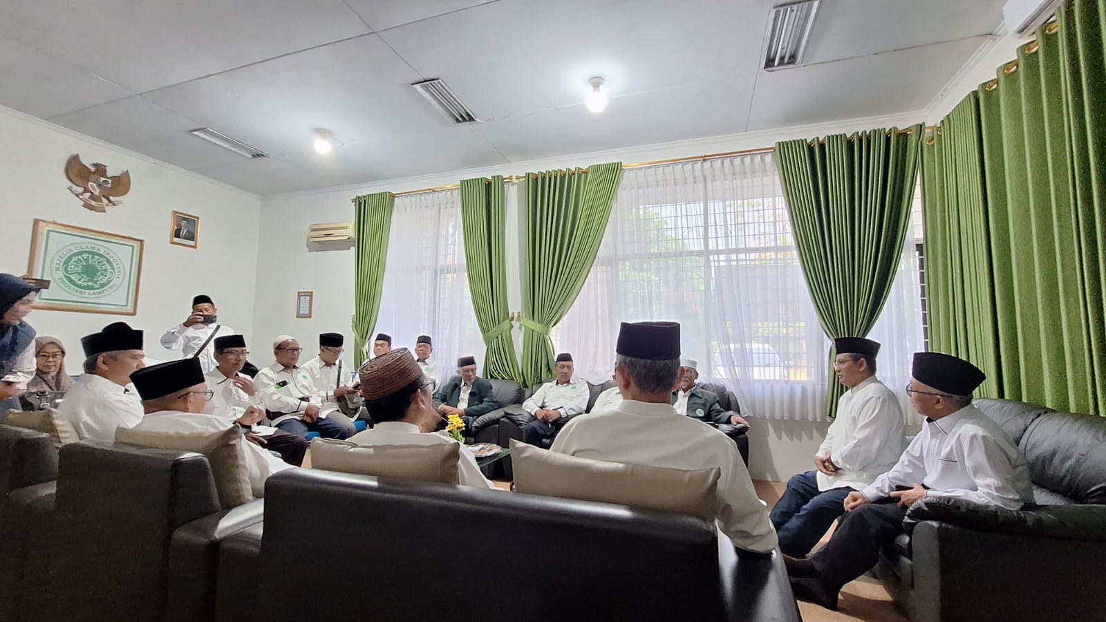Kunjungi MUI Lampung, MUI Karawang Perkuat Sinergi dan Teguhkan Peran Moderasi Beragama