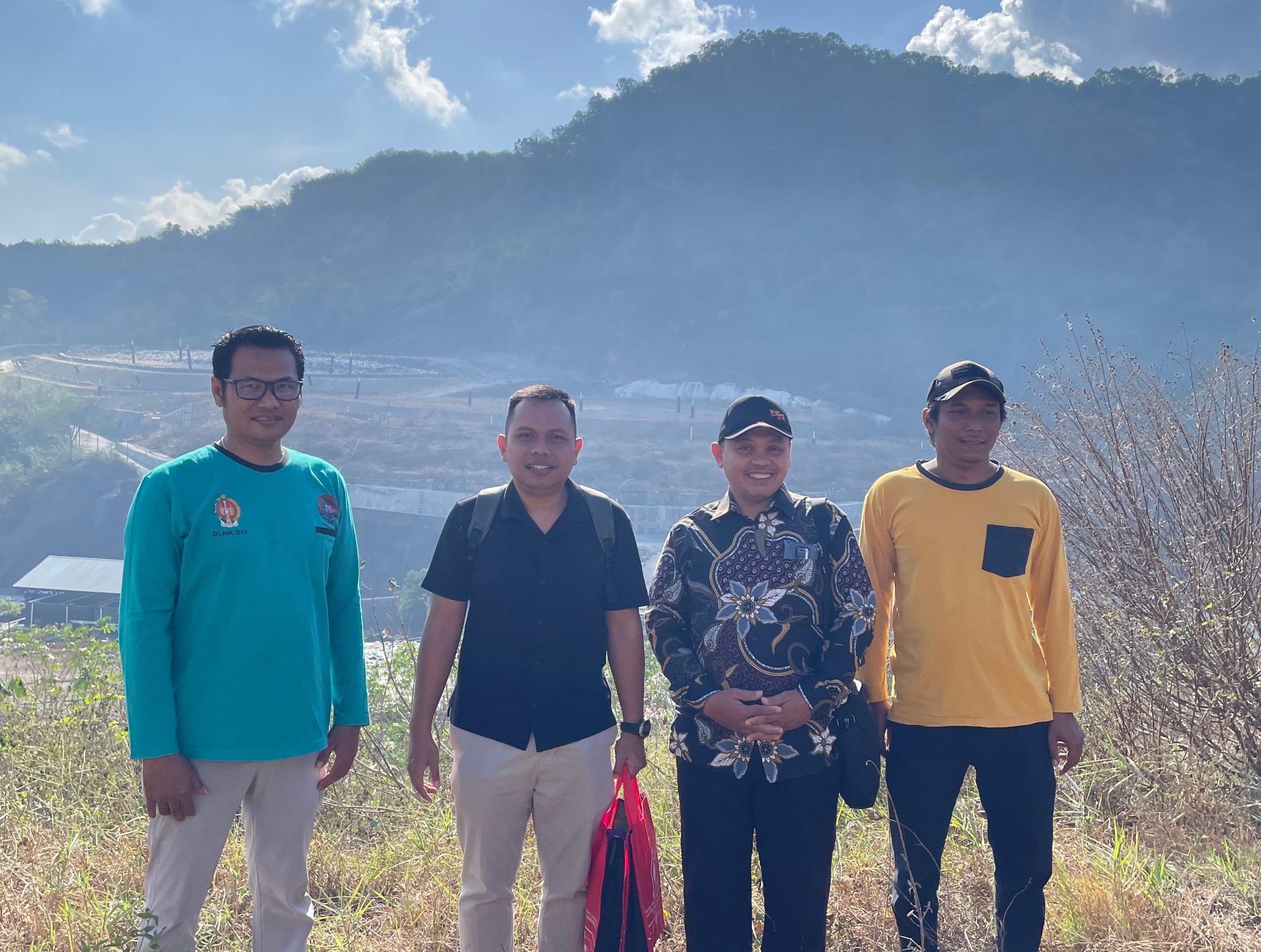 Tim Peneliti UIN Raden Intan Lampung Dalami Pengelolaan Sampah Terpadu di TPA Piyungan, Siapkan Model Berbasis Kampus dan Pesantren