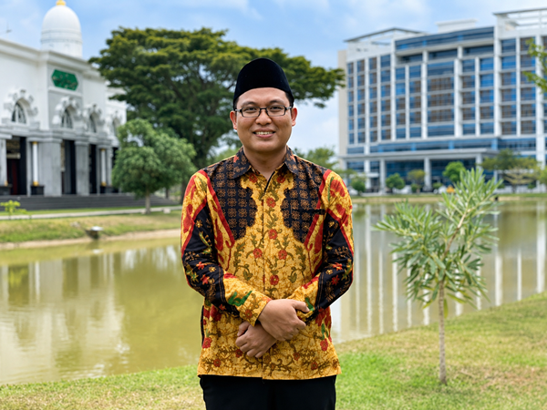 Wahyu Keprabon di Tengah Lautan Muktamar NU